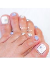 たゆ ネイル(たゆnail)/ブルーフラワーフットネイル☆