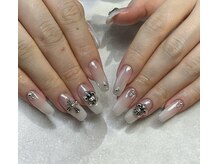 ネイルサロン ボニール(BONIR)の雰囲気（白グラデーション＆ミラー☆）