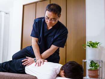 たけうち鍼灸接骨院/骨盤矯正×ほぐし