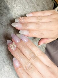 韓国発VALLANAIL透明感