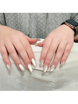 パンダネイル(Panda Nail)の写真/シンプルだけど別格!爪の薄い方必見の美フォルム作りで、日常を彩る上品ネイル☆