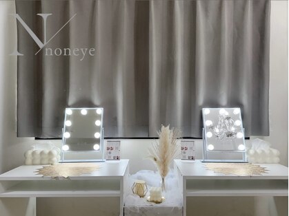 ノナ アイ(non eye)の写真