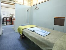 こくまはりきゅう院の雰囲気（DIYで作った室内のアットホームな雰囲気）