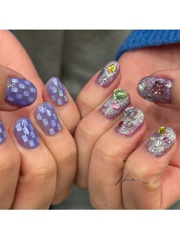 シー(SHE)/アシメントリーネイル