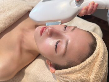 ダーマ(Derma)の写真/【フォト美顔(フェイスリンパ&パック付)￥12200】季節の変わり目のくすみ・シミ・シワ・ニキビケアに◎