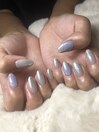 ラメグラホワイトパールデザイン