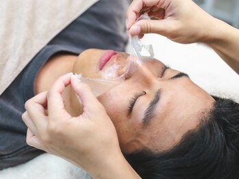 ゴールデンケア 岡崎店(Golden Care)/シミ・毛穴洗浄・フェイシャル