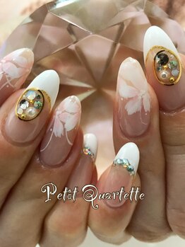 プチカルテット(petit quartette)/フラワーネイル