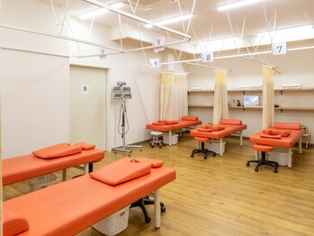 ほねつぎ総社 はりきゅう接骨院/店内