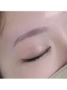 アテ(ate.)/眉スタイリング