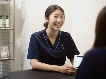 サロン バイ パピヨン エ ナチュール 恵比寿店(Salon by Papillons et nature)の写真/【夏バテ対策×腸活】恵比寿3分個室◆ヘッドスパ60分+腸活90分+LINEサポ￥16,500◎耳つぼジュエリー追加OK