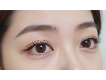パーフェクトアイ 小松清六店(PerfectEye)の写真/次世代韓国風まつげパーマで叶える派手過ぎずナチュラルな目元へ！上品な輝きをプラスする魔法のサロン
