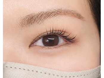 アイラッシュ コペル 中目黒(eyelash Copel)の写真/お手入れ不要のラッシュリフト！！業界最高レベルの低刺激パーマ剤で、まつ毛を労り低ダメージで掛けます◎