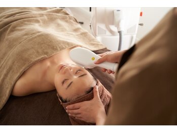 ちゅるん肌ドットコム 心斎橋店(ちゅるん肌.com)/BBLフォト美顔¥5940