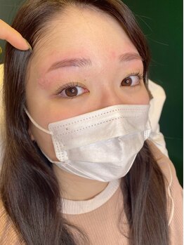 イスリーツー(ithree.2)/アイブロウとまつ毛パーマ