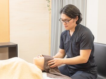 横浜明堂鍼灸治療院の写真/パソコンなどの眼精疲労に悩む方へ。ストレスを解き放つ至高のリラックス◎