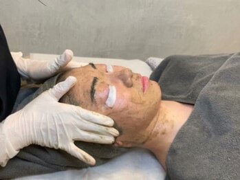 ラヴニール(L'avenir)の写真/根本改善が叶う"次世代ハーブトリートメント"で美肌を育てる！『月1のエステより毎日のスキンケア』