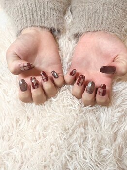 ネイルアンドアイラッシュヴィーナ ゆめタウン廿日市店 (Nail&EyeLash Vina)/