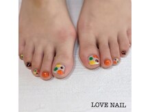 ラブネイル(LOVE NAIL)/カラフル水玉ネイル