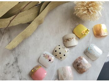 ラカラニネイル バイ エリシア(LaKalani Nail by ELYSIA)/☆フットネイル☆親指アート