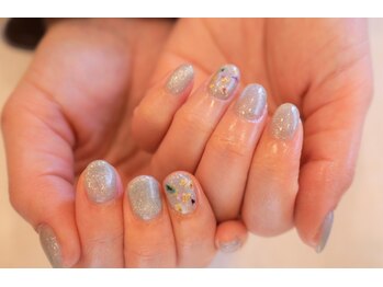 デザインジェルネイル