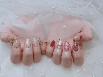 ブリー(Brille)/クリスマスネイル