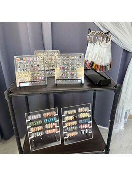 シフォンネイル(Shifon.nail_)/パーツも豊富に取り揃えています