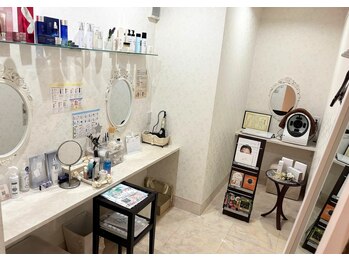 ヴィータローズディセ 名古屋本店(VITA ROSE Desse)/パウダールーム完備