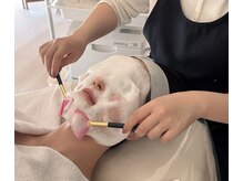 エステサロン アンジュール(Angelle)の雰囲気（ペプチド配合の泡酵素洗顔でお肌をいたわりながら洗っていきます）
