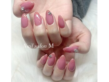 ネイルサロン M/持ち込みデザイン