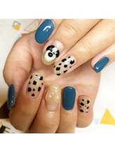 トータルサロン 白べぇーっ プラス/個性派ネイル