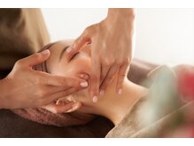 カワイ ビューティーサロン 新宿西口店(Kawai Beauty Salon)/【小顔フェイシャル】小顔コルギ