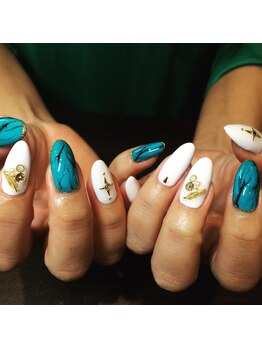 アース ネイルアイラッシュ 前橋店(EARTH Nail&Eyelash)/パーツデザイン¥12000