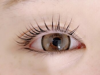 ミューモア(MiuMoa)/Aya担当まつ毛パーマ