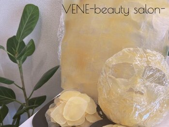 ウェヌ(VENE)の写真/“自分史上、いちばん美しい私へ。” オーガニック成分マツヤニWAXで叶える、艶めく水光肌のブライダルケア