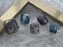黒レース×エメラルド