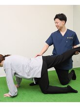西神中央はなまえ整骨院/女性でも無理ないトレーニング！