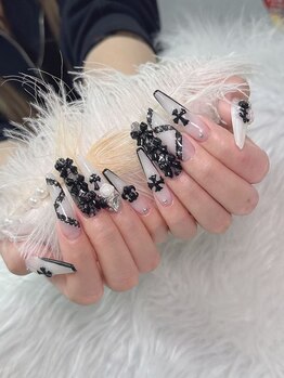 グロー ネイル(Glow Nail)/