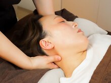 240鍼灸マッサージ院 麻布十番/【鍼灸×整体】首肩施術