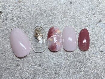 アミュレット(AMULET)/5月定額 4950円(税込)