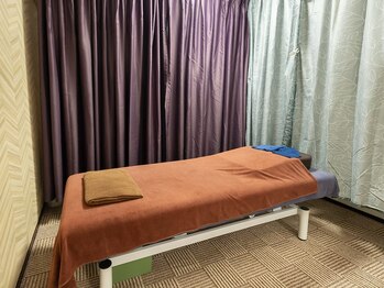 ユニーク(Unique)/内観