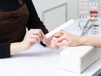 ジュベル 三鷹店(je belle)の写真/全メニューウォーターケア付きなのが嬉しい♪他サロンでは味わえない丁寧なケアでネイルのモチもUP!