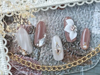 フィリー バイ ルルズ 大阪梅田店(Firii by Lulu*s)の写真/キレイめシンプルなオフィスネイル¥5850【しっかり甘皮ケア付】トレンドを押さえたニュアンスデザイン¥6800