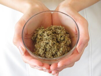 プラム(plum)/重機金属ゼロのよもぎ