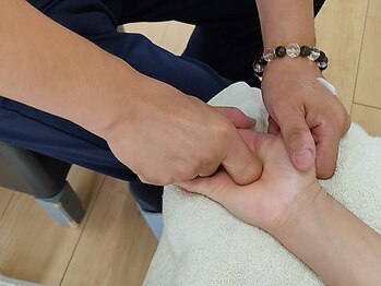 足もみ堂松の葉/手の疲れもリフレッシュ♪