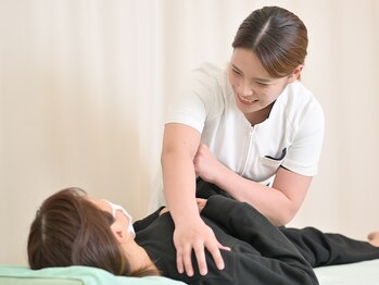 よし鍼灸接骨院 南堀江院/コアストレッチ