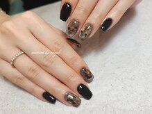 メゾンドロイヤル(Maison_de_ROYAL)/シックな大人ハートネイル