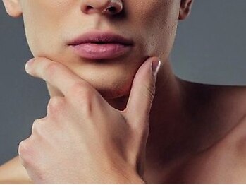 サロンド ユニバース(salon de universe)の写真/【メンズスタッフ対応】持続効果の高いメンズフェイシャルでお肌悩みを解決◎ニキビ/毛穴の黒ずみ/毛穴ケア