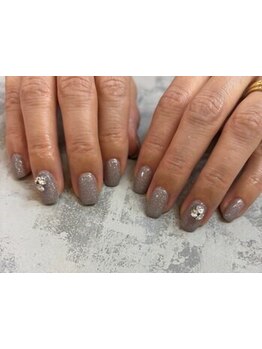 シンプル系（オフィス・日常）が得意