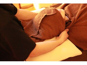 町の小さなほぐし屋さん/※施術イメージ